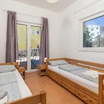 2 Bedroom Beautiful In Apartament *