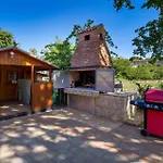 2 Bedroom Beautiful In